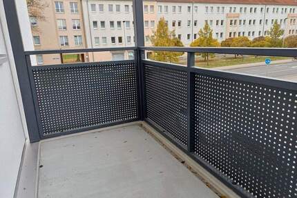 Moderne Zweiraumwohnung- Erstbezug nach Sanierung! - 1. OG links - Merseburg