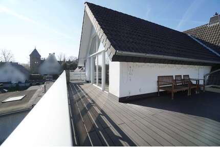 Haus zum Kaufen in Bielefeld Quelle 599.000,00 € 216.72 m² - Bielefeld / Quelle