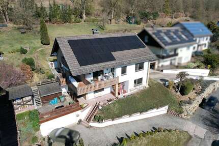 Haus zum Kaufen in Beverungen Dalhausen 270.000,00 € 156 m² - Beverungen / Dalhausen