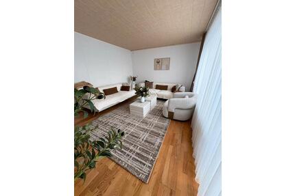 Haus zur Miete - 1.250,00&nbsp;EUR Kaltmiete, ca.&nbsp; 127,00&nbsp;m&sup2; in Bad Zwischenahn (PLZ: 26160)