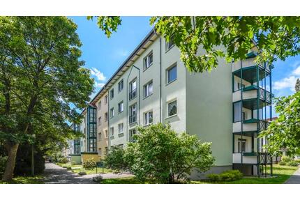 bezugsfertige 3-Raumwohnung mit Balkon in ruhiger Lage - Hoyerswerda