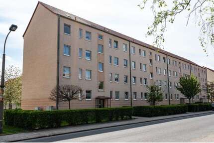 Wohnung zum Mieten in Aschersleben 284,85 € 51.79 m²
