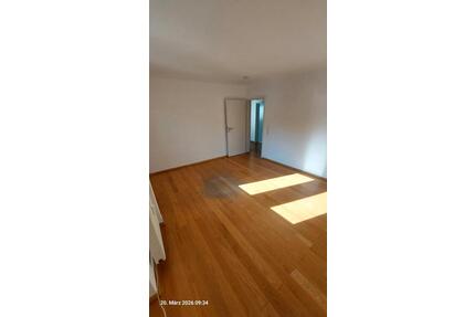 2 Zi Wohnung 64qm, ab sofort.. - 870,00&nbsp;EUR Kaltmiete, ca.&nbsp; 64,00&nbsp;m&sup2; in Stuttgart (PLZ: 70186) Stuttgart-Ost