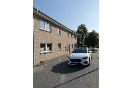 Moderne 3-Zimmer Wohnung mit Balkon in ruhiger Lage - Bad Segeberg