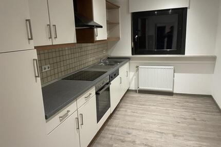 3-Zimmer-Dachgeschosswohnung mit Einbauküche, sowie PKW-Stellplatz in Wildeshausen, Landkreis Oldenburg