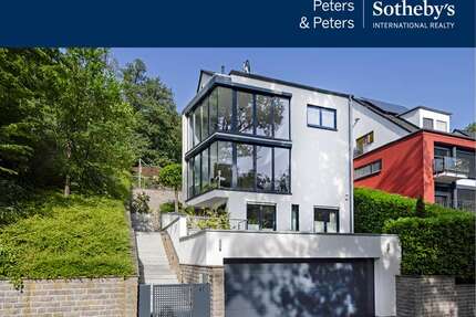 Haus zum Kaufen in Wiesbaden 2.450.000,00 € 237 m²