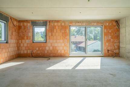 Büro in Übersee 895,00 € 72 m² - 895,00&nbsp;EUR Kaltmiete, ca.&nbsp; 72,00&nbsp;m&sup2; in Übersee (PLZ: 83236)