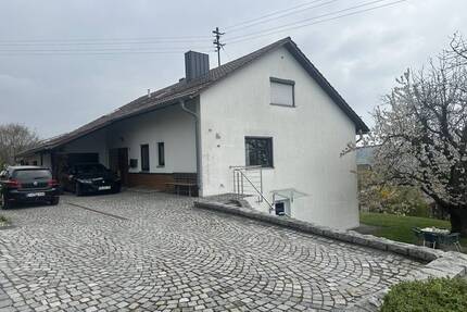 Großzügige 3-Zimmer-ETW in FürstensteinNammering