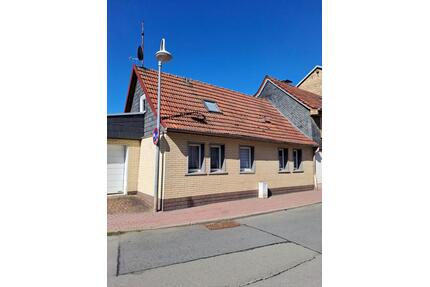 Charmantes Siedlungshaus mit Potenzial in Schlotheim - Nottertal-Heilinger Höhen