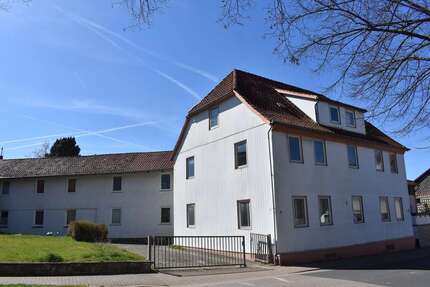 Haus zum Kaufen in Bovenden 349.000,00 € 450 m²