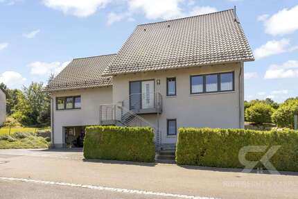 Haus zum Kaufen in Vohenstrauß 749.000,00 € 321 m²