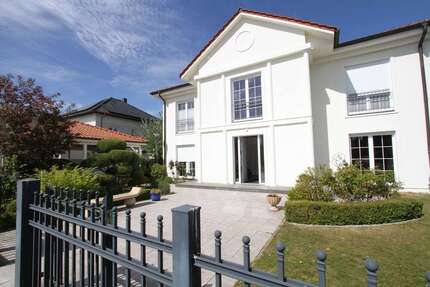 Büro in Bargteheide 1.995,00 € 165 m²