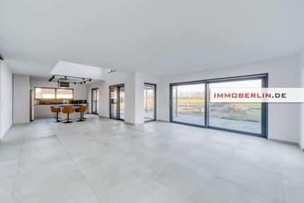 Haus zum Kaufen in Trebbin 785.000,00 € 221 m²