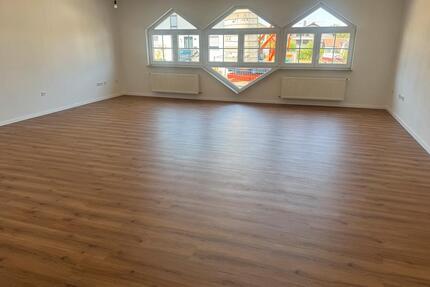 Großzügige Maisonette mit zwei Küchen und zwei Bädern - Dielheim