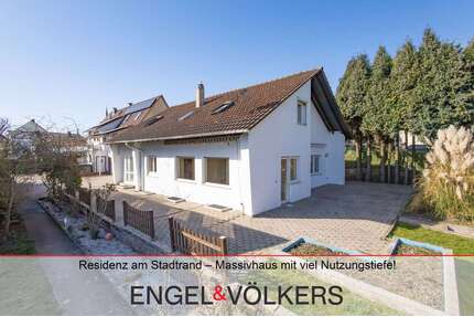 Haus zum Kaufen in Eisenberg 325.000,00 € 210 m²