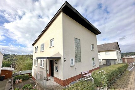 Philippsthal, 2. Familienhaus - 184.000,00&nbsp;EUR Kaufpreis, ca.&nbsp; 180,00&nbsp;m&sup2;&nbsp;Wohnfl&auml;che in Philippsthal (Werra) (PLZ: 36269)