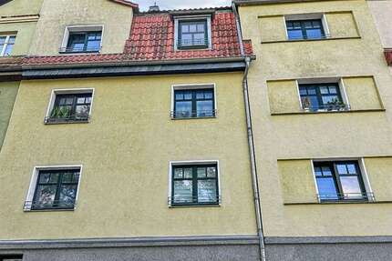 Haus zum Kaufen in Oschersleben 149.000,00 € 233 m²