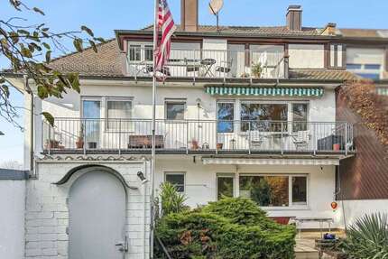 Haus zum Kaufen in Karlsruhe 1.380.000,00 € 372 m²