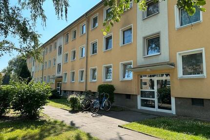 Teilsanierte 3-Zimmer-Wohnung - 676,00&nbsp;EUR Kaltmiete, ca.&nbsp; 60,29&nbsp;m&sup2; in Hannover (PLZ: 30419) Herrenhausen-Stöcken