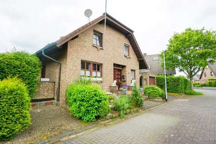 Haus zum Kaufen in Alpen-Menzelen 499.000,00 € 123 m²