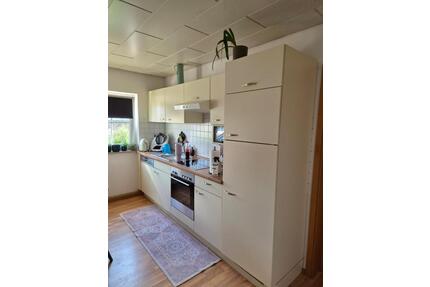 2,5-Zimmerwohnung mit Blick über den Dächern von Ebensfeld