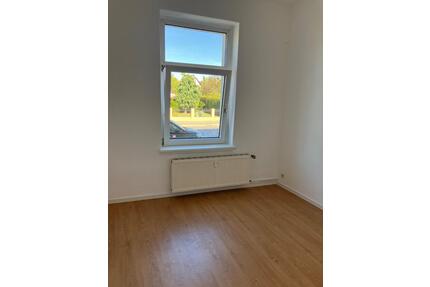 Helle, freundliche 3-Raumwohnung - Naumburg (Saale)