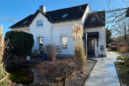 Saniertes Einfamilienhaus in ruhiger Lage - Dortmund Huckarde