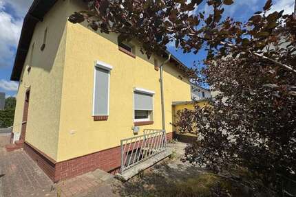 Haus zum Kaufen in Ueckermünde 180.000,00 € 200 m²