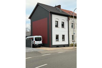 Doppelhaushälfte mit großem Potenzial für Handwerker in HS-Kempen - Heinsberg