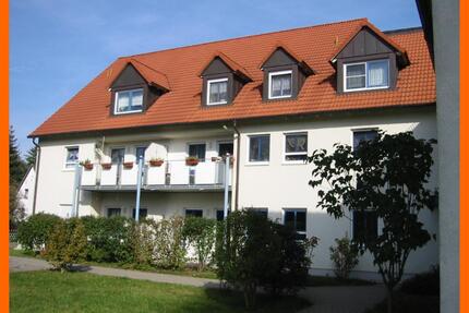 Renditeobjekt: 3 Raum-ET-Wohnung in schöner Wohnlage von Crossen