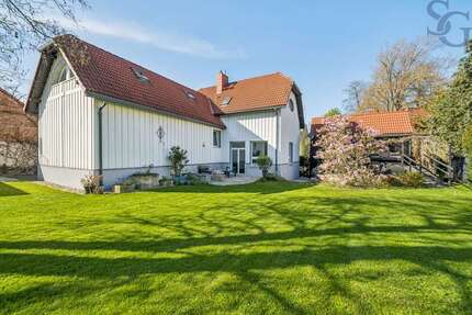 Haus zum Kaufen in Bad Dürrenberg 329.000,00 € 161.7 m²