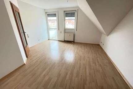 Wohnung zum Mieten in Zwickau 285,00 € 51.75 m²