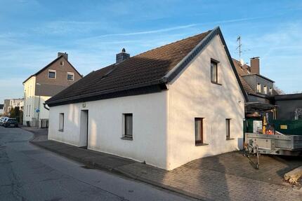Haus für Handwerker zum Kernsanieren ,beste Lage , viel zu tun - Langenfeld (Rheinland)
