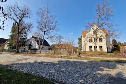 Wohnbaugrundstück in der ersten oder zweiten Reihe in beliebter Wohnlage Berlin-Mahlsdorf - Lemkestraße