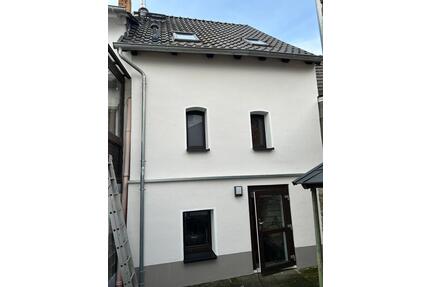 Charmanter Altbau mod.& gedämmt (2023) mit Grundstück + Carport - Hadamar