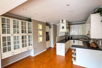 Helle 3-Zimmer-Wohnung mit Süd-Terrasse - Altdorf