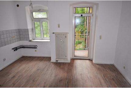 Gemütliche Kellerwohnung mit Balkon in Aue – ideal für Studenten - Aue-Bad Schlema