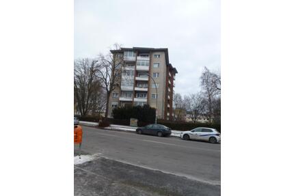 Helle 2-Zimmer Wohnung im 4. OG mit Balkon in Reinickendorf - Berlin