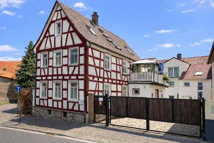 Haus zum Kaufen in Bad Vilbel 1.569.000,00 € 389 m²