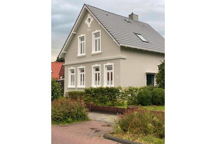 Einfamilienhaus - Kernsanierter Altbau - Zetel