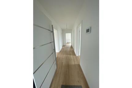 Renovierte 3-Zimmer-Wohnung in Frechen-Königsdorf