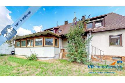 Alle unter einem Dach. Geräumiges Zweifamilienhaus in Erlangen-Frauenaurach. - Erlangen / Frauenaurach