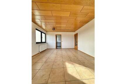 Attraktive 3-Zimmer-Wohnung mit zwei Balkonen in ruhiger Wohnlage - Meßstetten