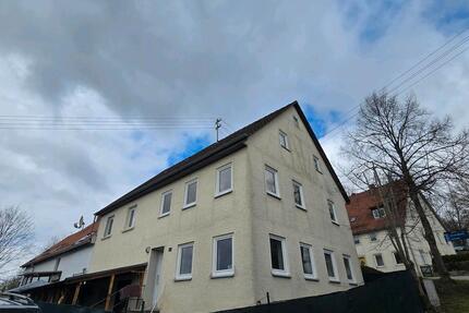 Einfamilienhaus in Blaubeuren - 1.300,00&nbsp;EUR Kaltmiete, ca.&nbsp; 140,00&nbsp;m&sup2; in Lonsee (PLZ: 89173)