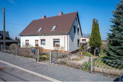 Doppelhaushälfte in Taura - 76.900,00&nbsp;EUR Kaufpreis, ca.&nbsp; 77,00&nbsp;m&sup2;&nbsp;Wohnfl&auml;che in Taura (PLZ: 09249)