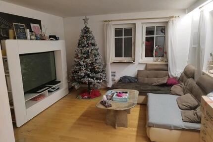 Untere Hausetage zu vermieten - 600,00&nbsp;EUR Kaltmiete, ca.&nbsp; 70,00&nbsp;m&sup2; in Marktzeuln (PLZ: 96275)