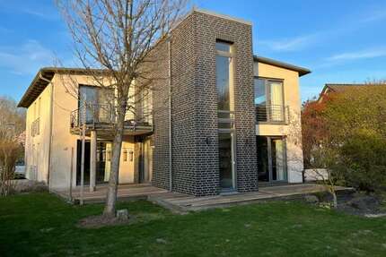 Haus zum Kaufen in Braunschweig 980.000,00 € 234 m²