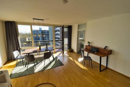 Helle 2 ZKB Wohnung mit großem Balkon in Köln Weiden - Olching