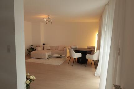 drei Zimmer Wohnung mit Balkon in Kutzenhausen