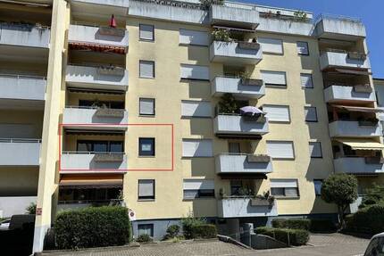4,5-Zimmer-Wohnung mit 2 Balkonen und Tiefgaragen-Stellplatz in Rheinfelden Stadtmitte